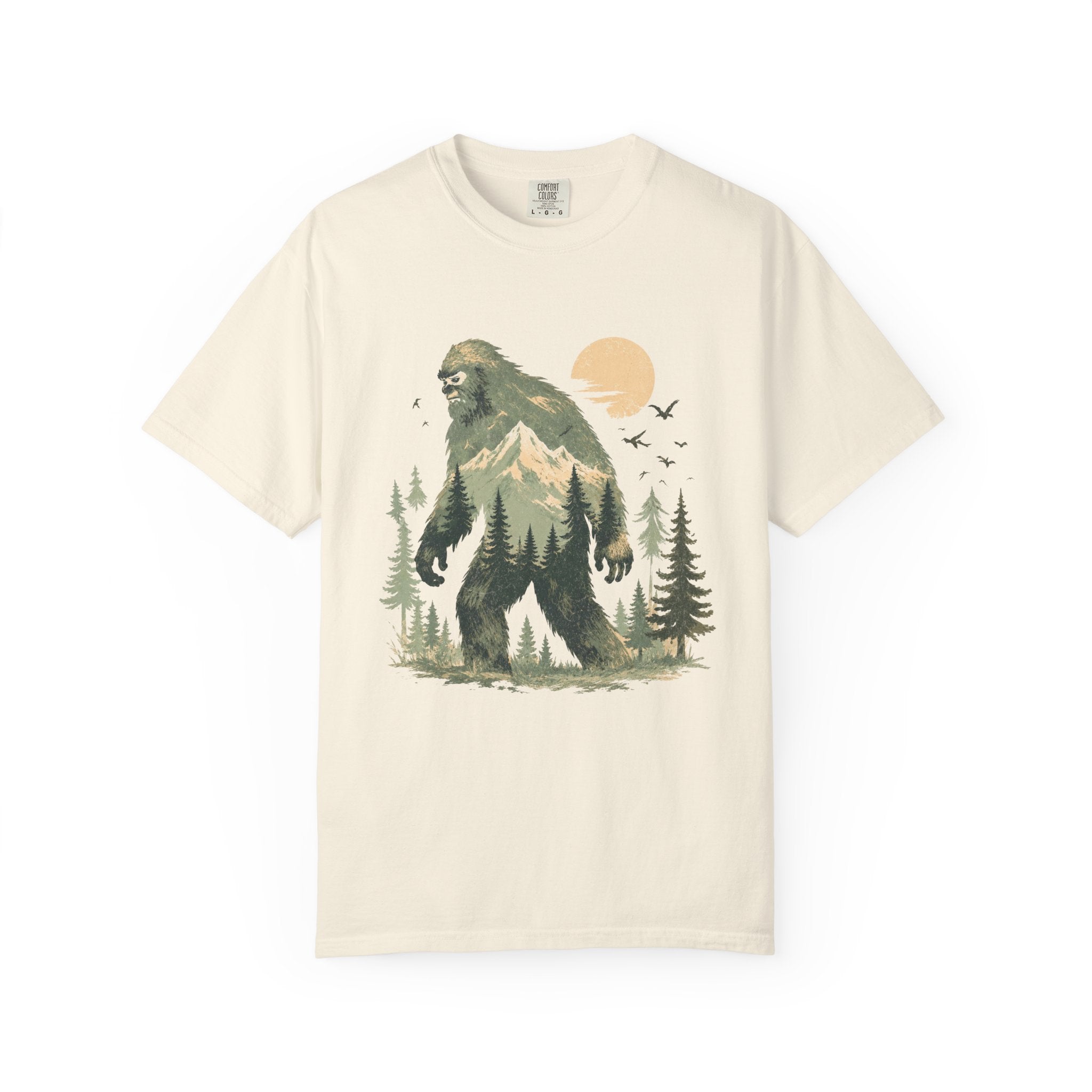 Bigfoot Forest Wanderer – Wildlife Nature T-Shirt | Outdoors Edition