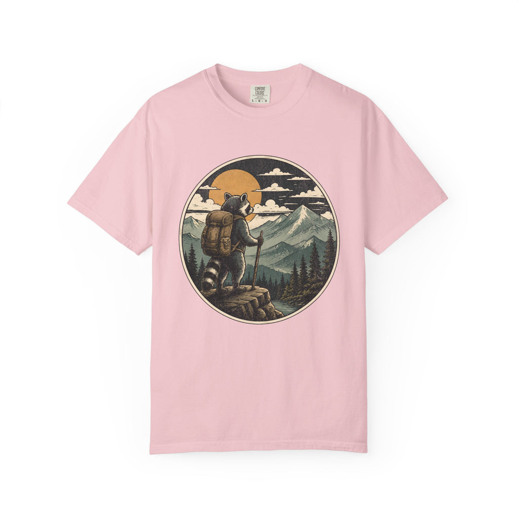 Adventure Raccoon – Hiking T-Shirt | Explorer Edition