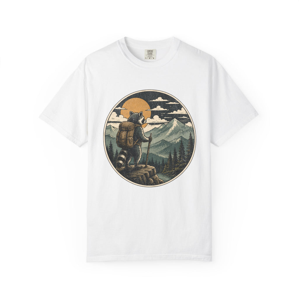 Adventure Raccoon – Hiking T-Shirt | Explorer Edition