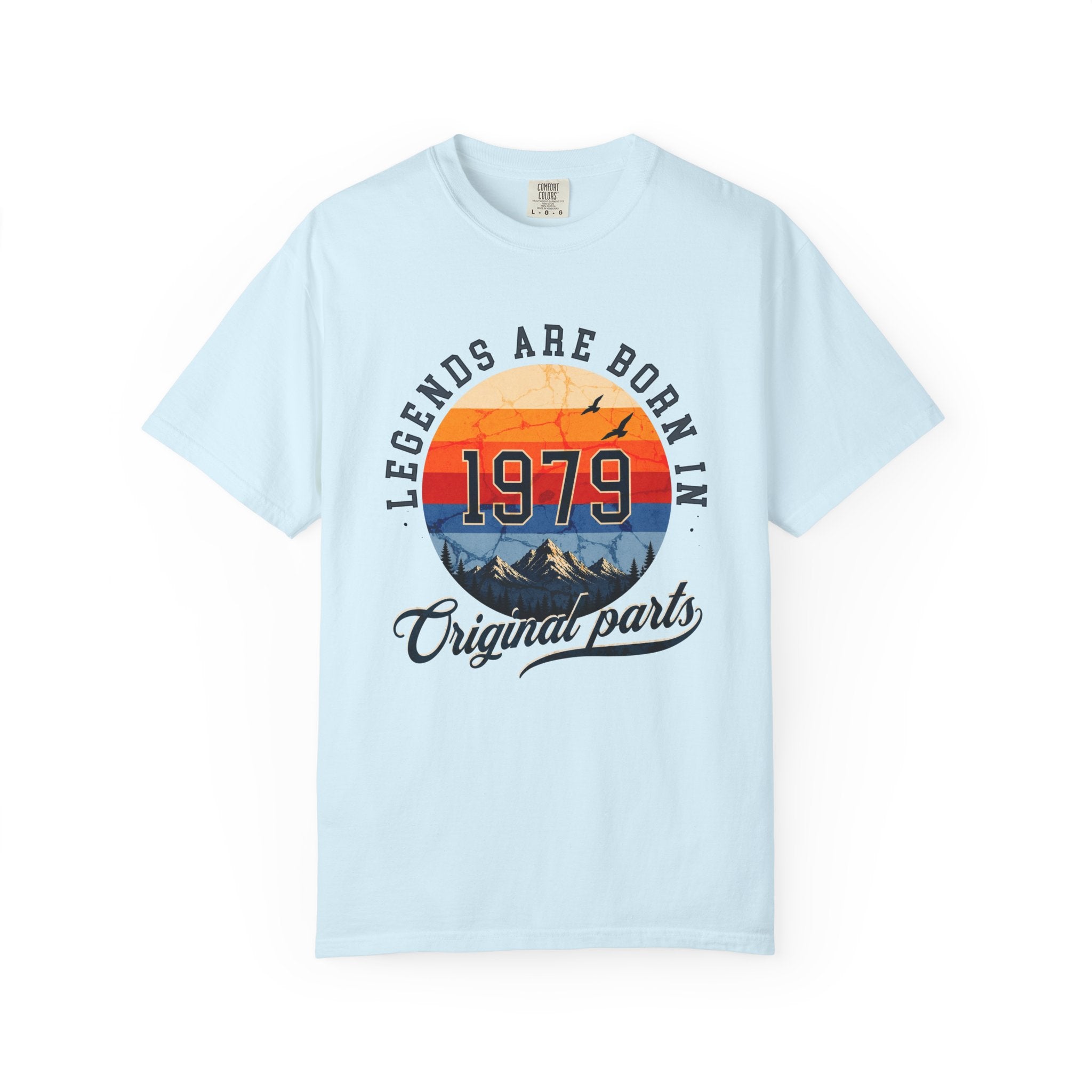 Legends Are Born in 1979 – 47th Birthday T-Shirt