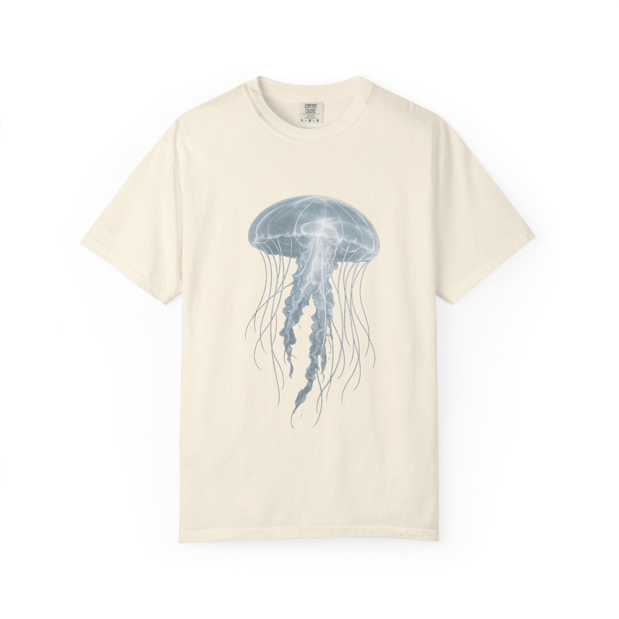 Large Jellyfish Graphic T-Shirt, Ocean Art Tee, Watercolor Sea Life Shirt, Coastal Lifestyle Gift, Beach Lover Tee