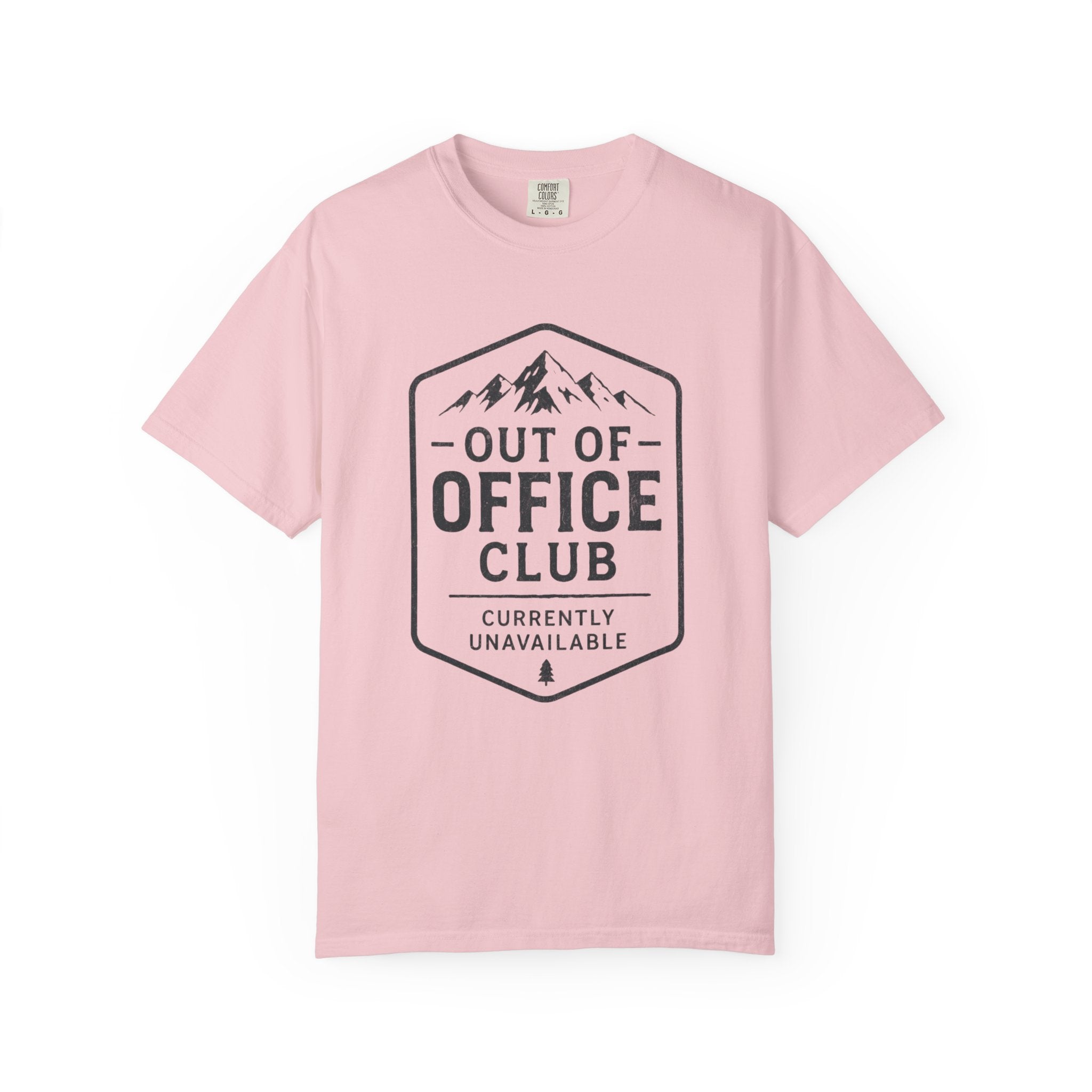 Out of Office Club – Vintage Outdoor T-Shirt | Explorer Edition