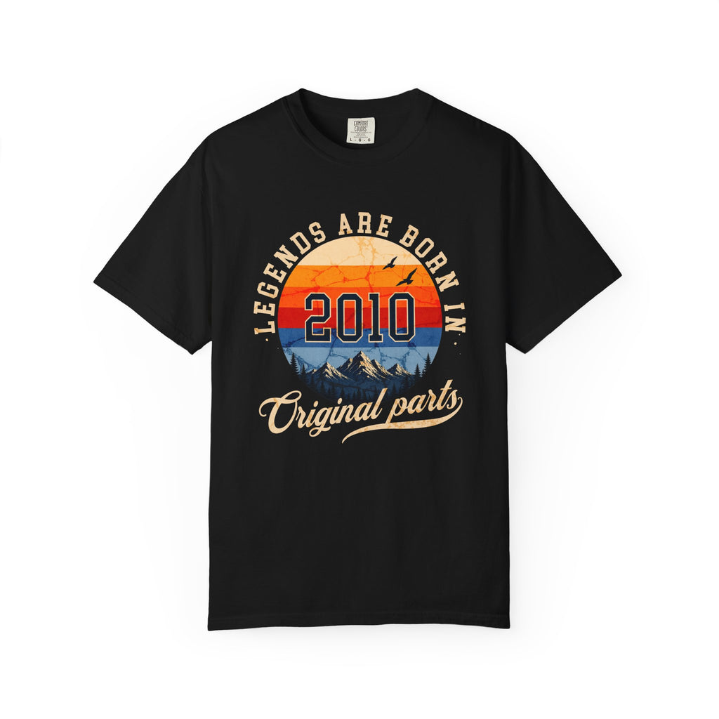 Legends Are Born in 2010 – 16th Birthday T-Shirt