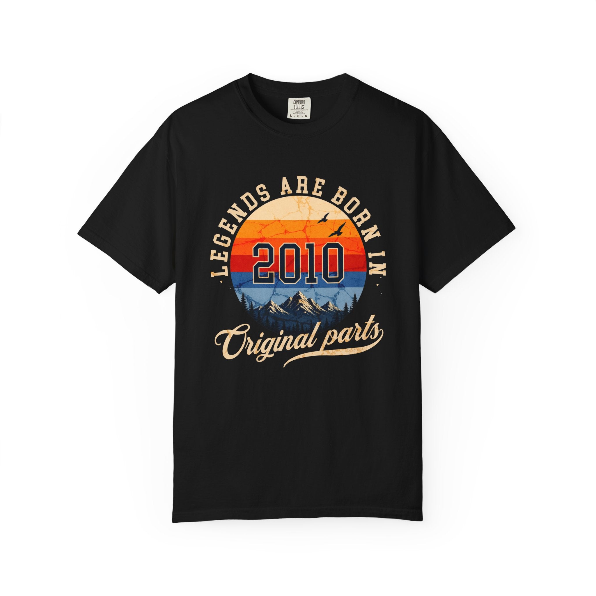 Legends Are Born in 2010 – 16th Birthday T-Shirt