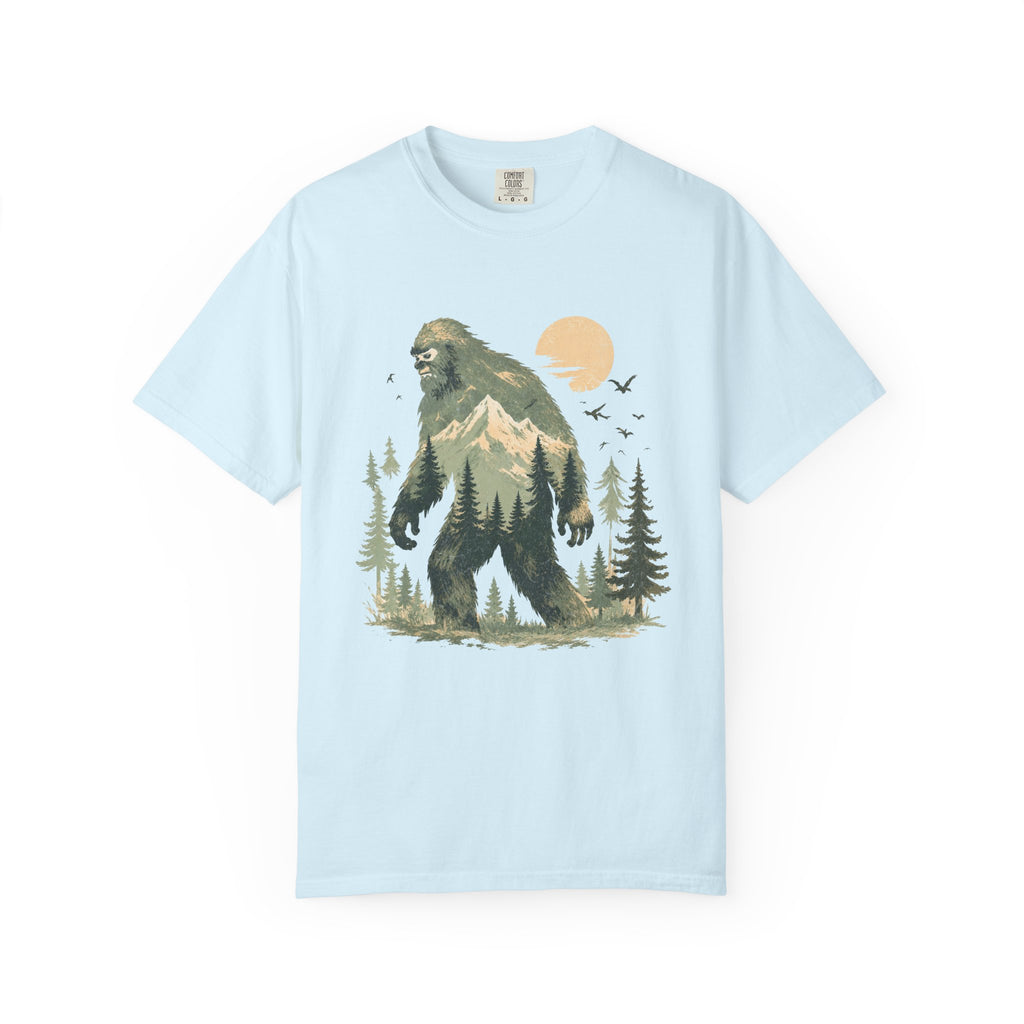 Bigfoot Forest Wanderer – Wildlife Nature T-Shirt | Outdoors Edition