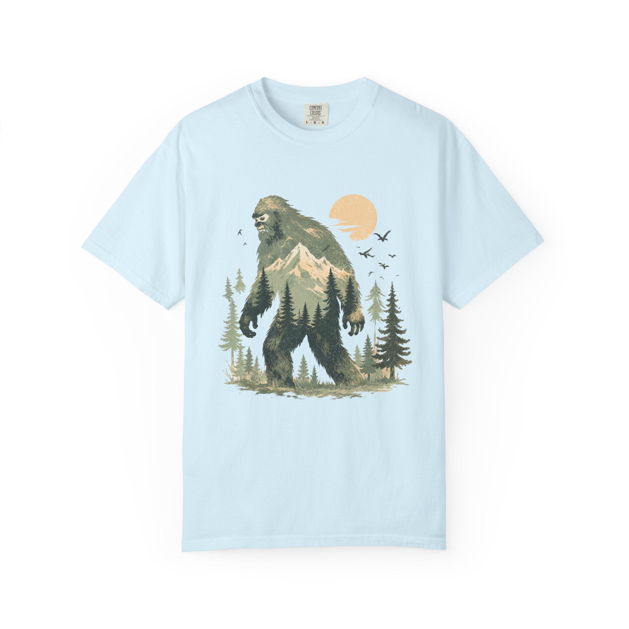 Bigfoot Forest Wanderer – Wildlife Nature T-Shirt | Outdoors Edition