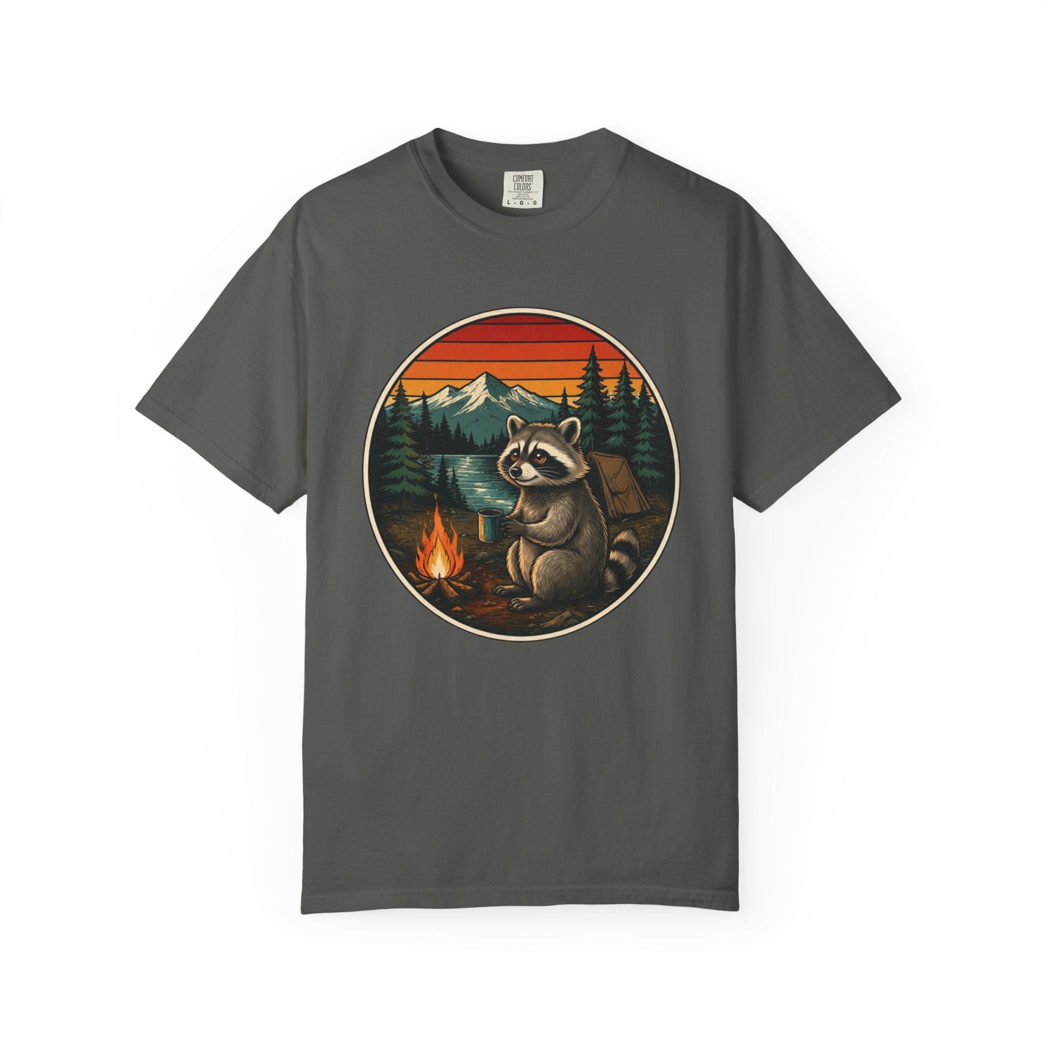 Camping Raccoon – Campfire T-Shirt | Explorer Edition