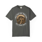 Let Them Howl – Wolf T-Shirt | Outdoors Edition