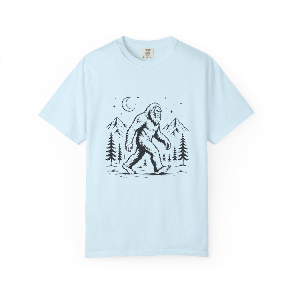 Moonlight Bigfoot – Night Hike T-Shirt | Outdoors Edition