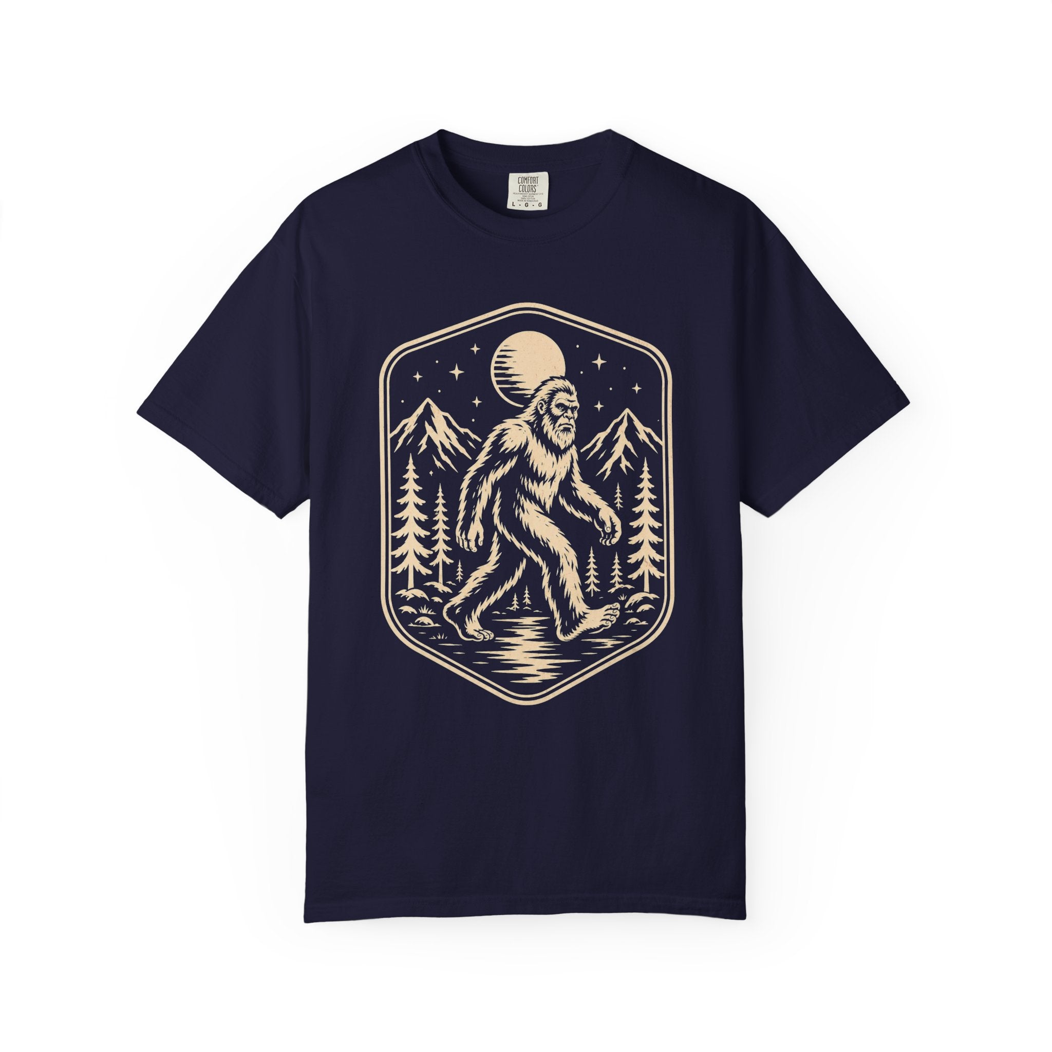 Vintage Sasquatch Badge – Cryptid Hiking T-Shirt | Outdoors Edition