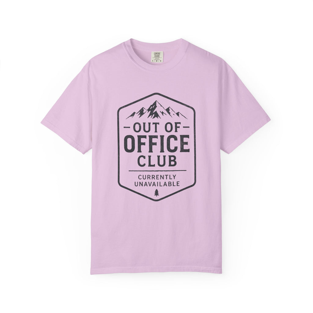 Out of Office Club – Vintage Outdoor T-Shirt | Explorer Edition