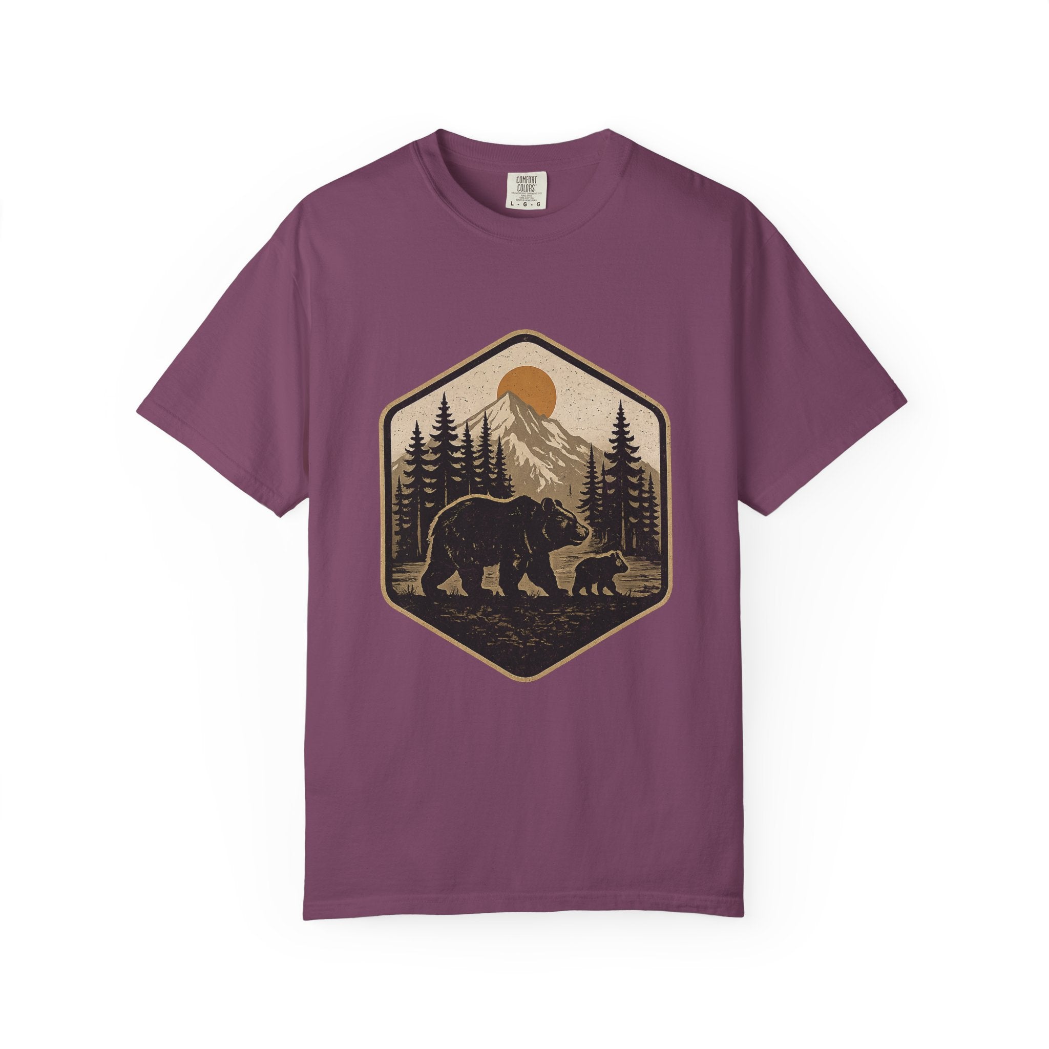 Vintage Bear – National Park Badge T-Shirt | Explorer Edition