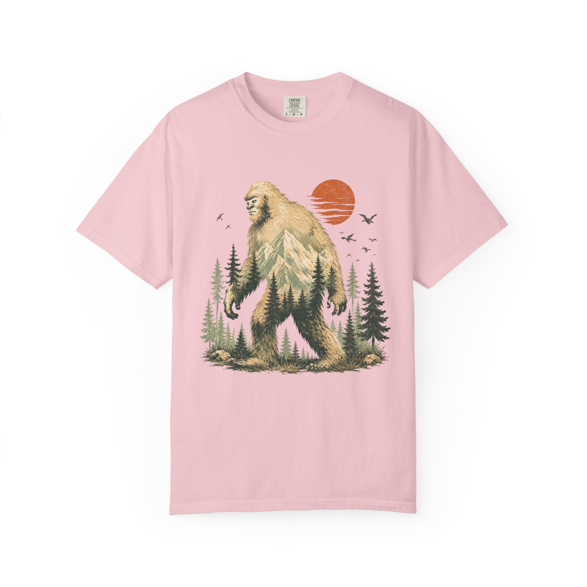 Bigfoot Forest Wanderer – Wildlife Nature T-Shirt | Outdoors Edition