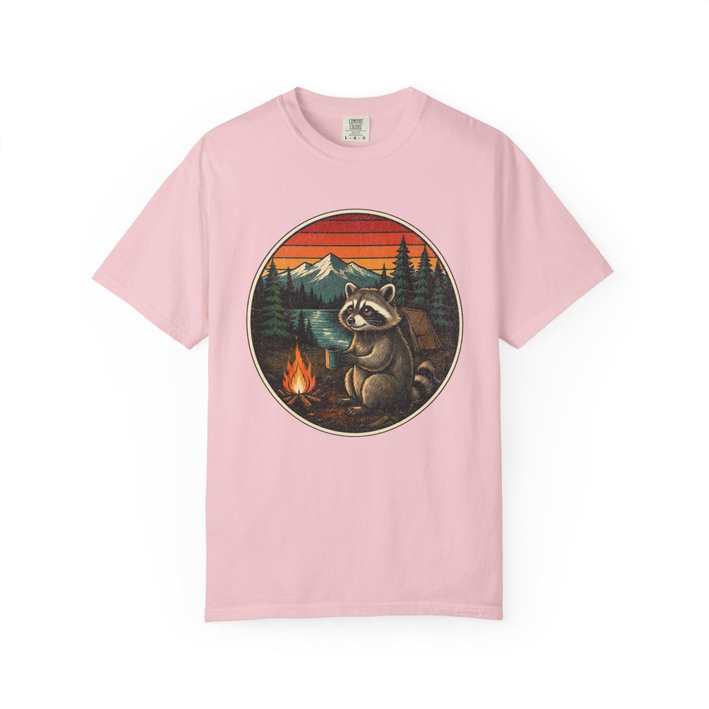 Camping Raccoon – Campfire T-Shirt | Explorer Edition