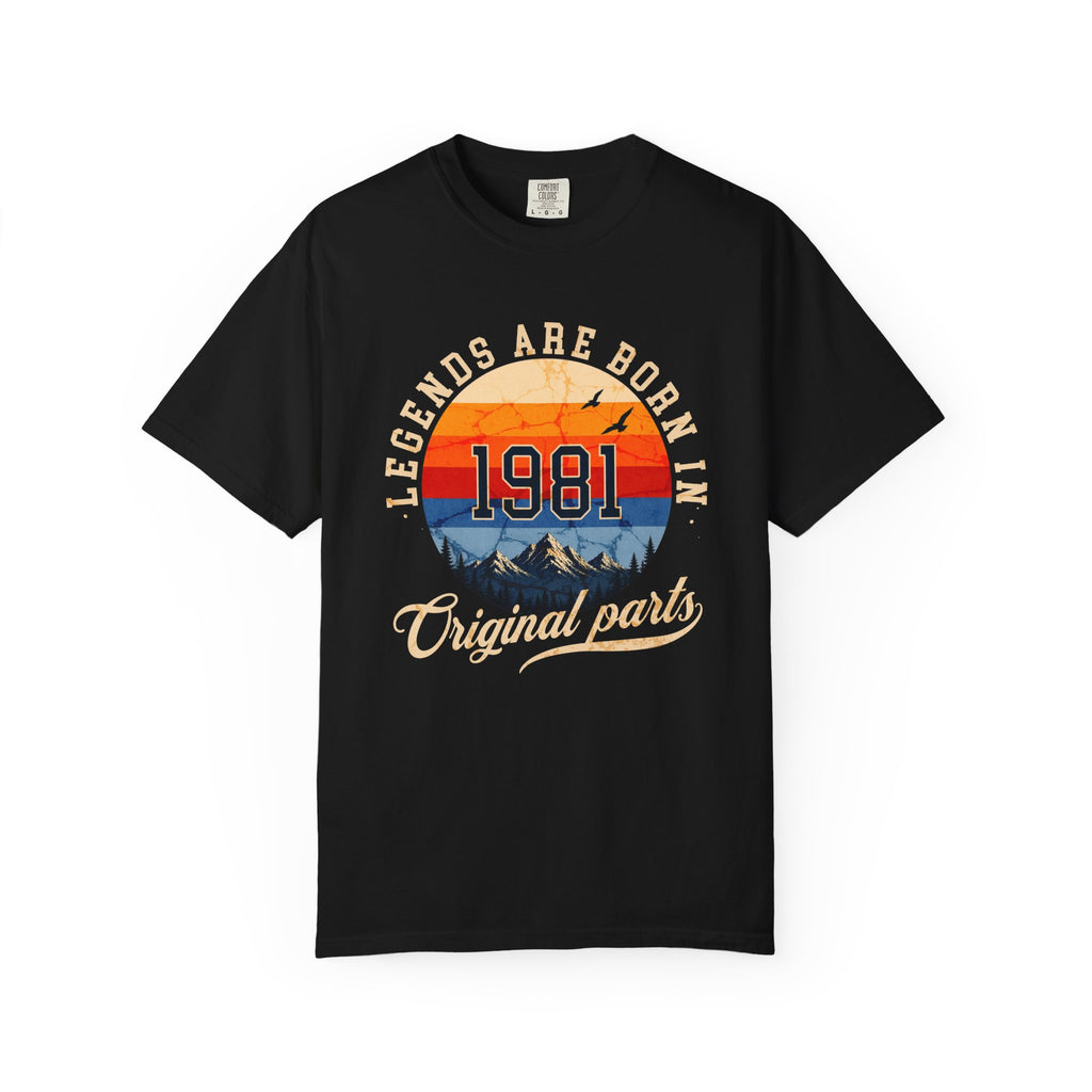 Legends Are Born in 1981 – 45th Birthday T-Shirt