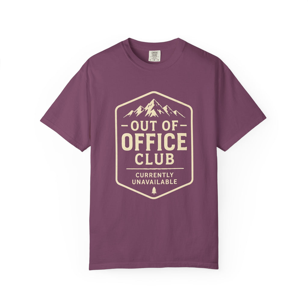 Out of Office Club – Vintage Outdoor T-Shirt | Explorer Edition