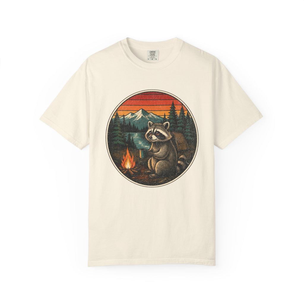 Camping Raccoon – Campfire T-Shirt | Explorer Edition