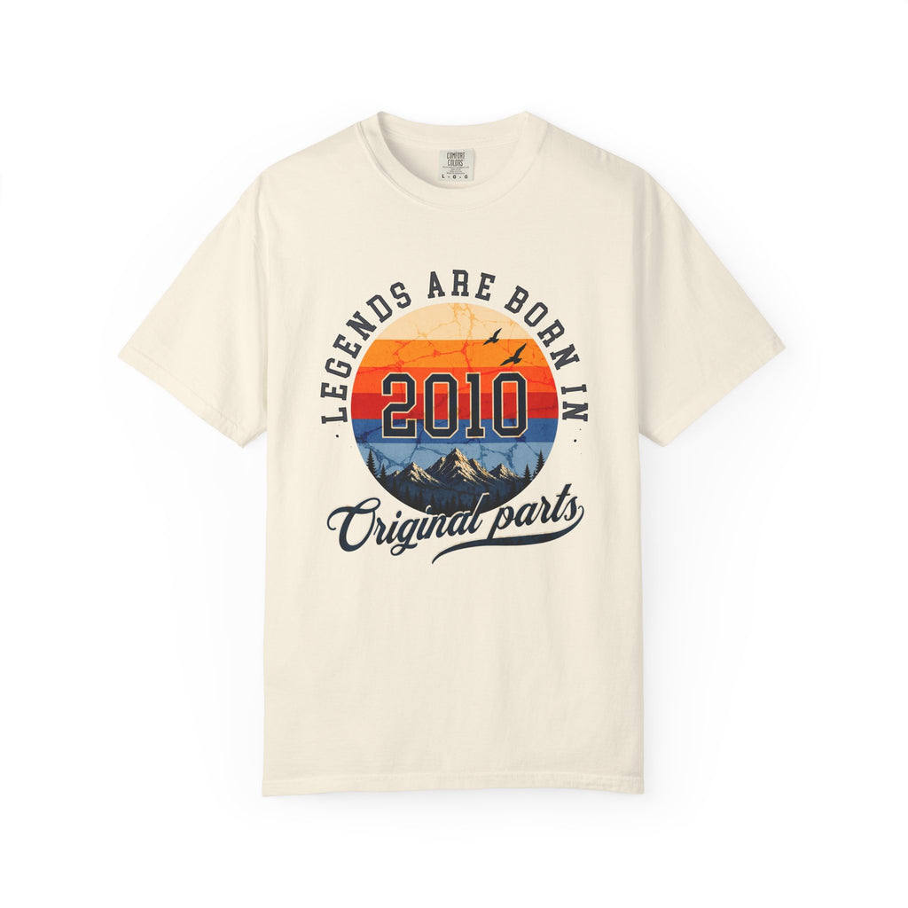 Legends Are Born in 2010 – 16th Birthday T-Shirt