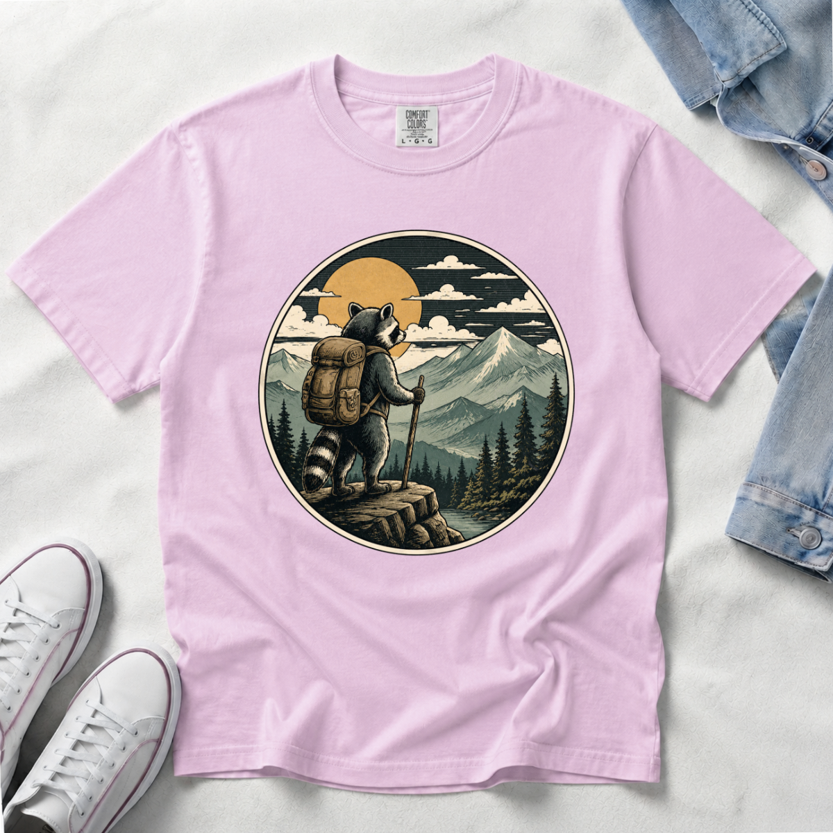 Adventure Raccoon – Hiking T-Shirt | Outdoors Edition