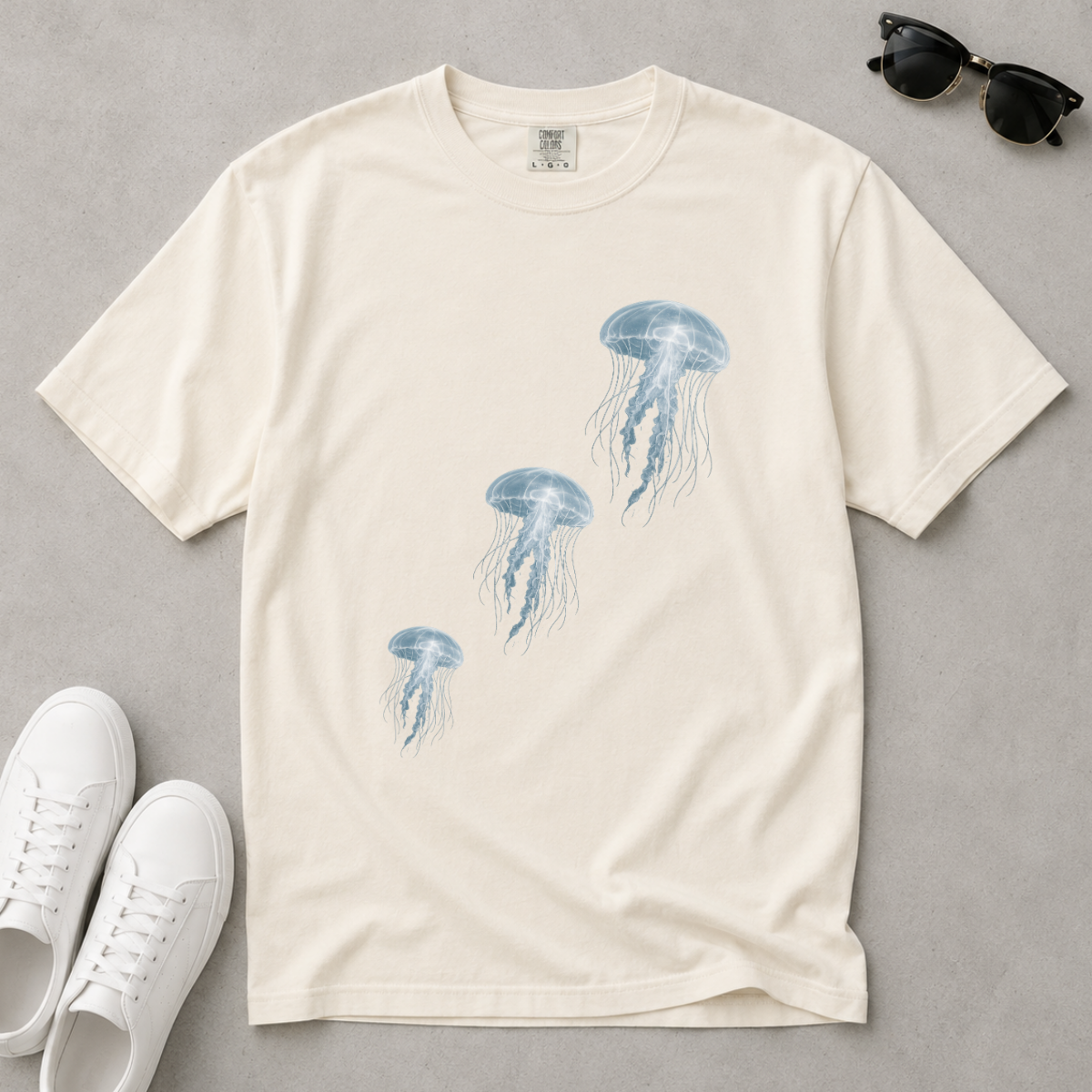 Drifting Jellyfish – Ocean Lover T-Shirt | Explorer Edition