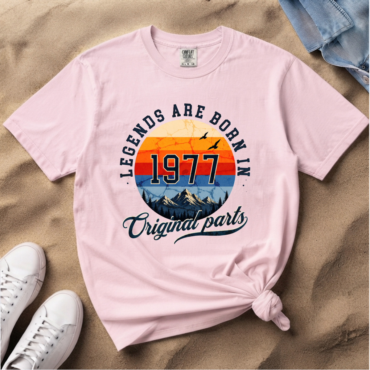 Legends Are Born in 1977 – 49th Birthday T-Shirt