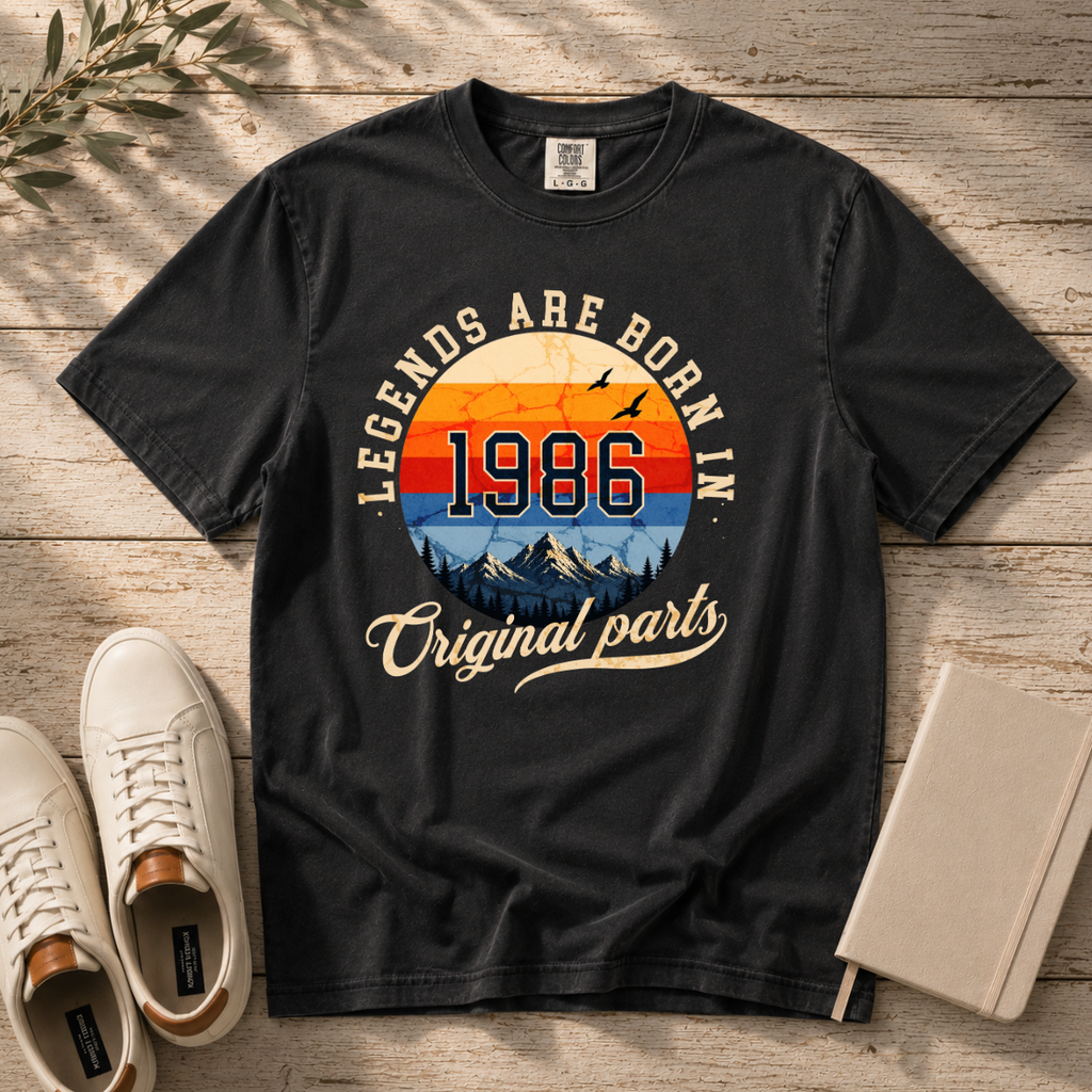 Legends Are Born in 1986 – 40th Birthday T-Shirt