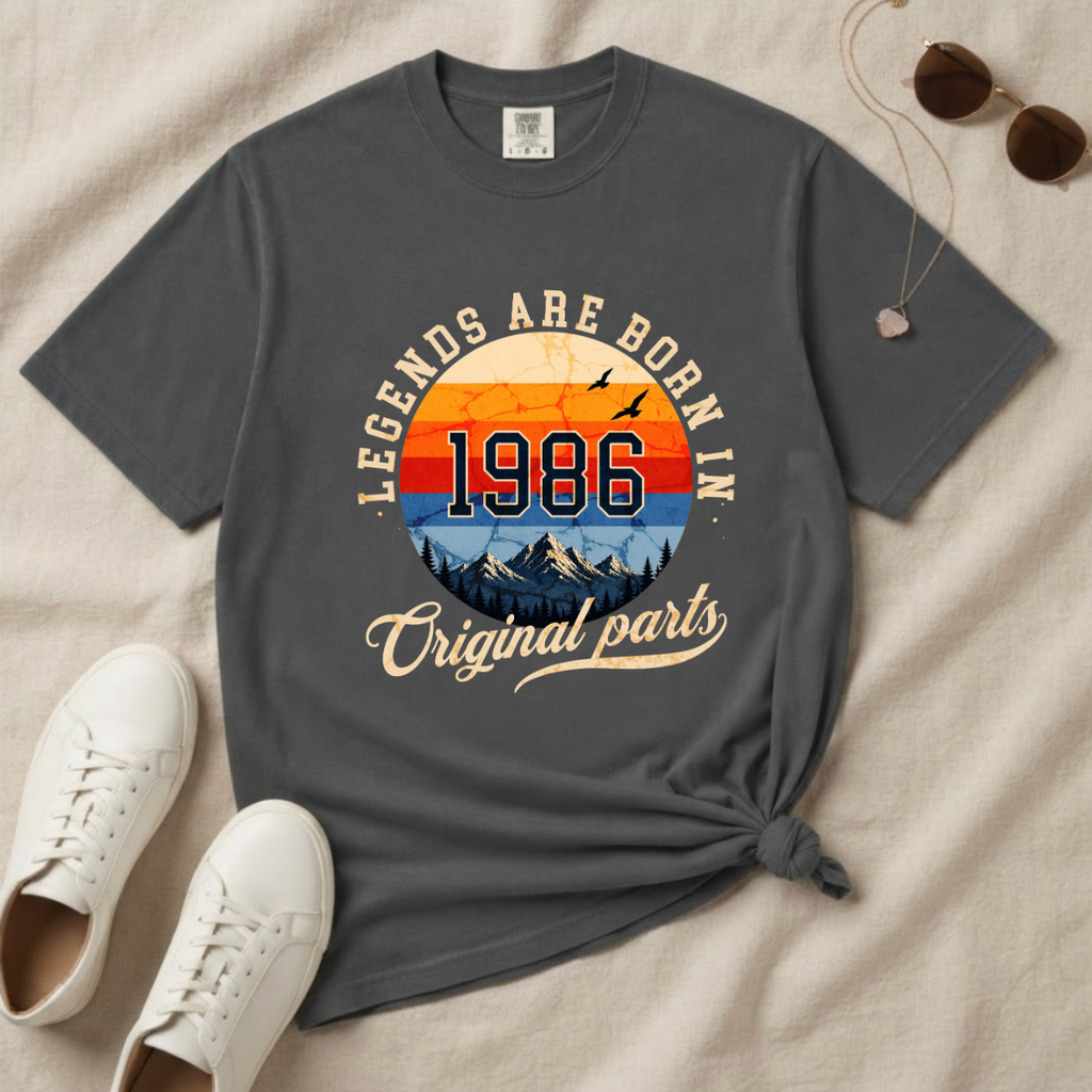 Legends Are Born in 1986 – 40th Birthday T-Shirt