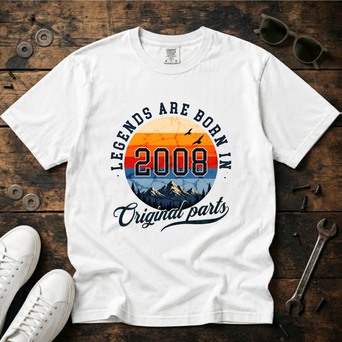 Legends Are Born in 2008 – 18th Birthday T-Shirt