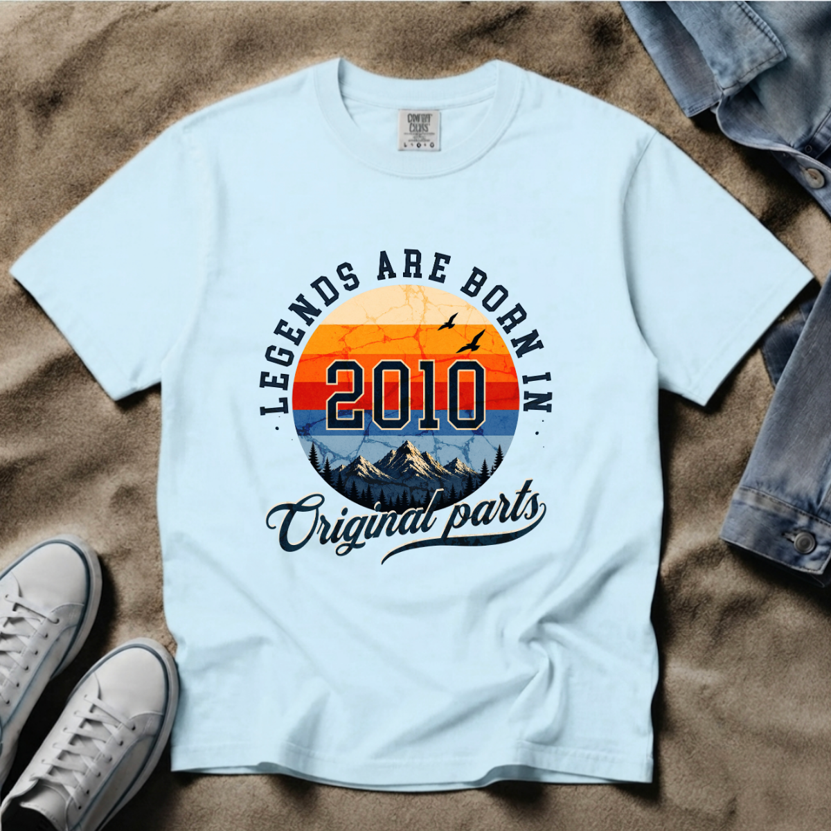 Legends Are Born in 2010 – 16th Birthday T-Shirt