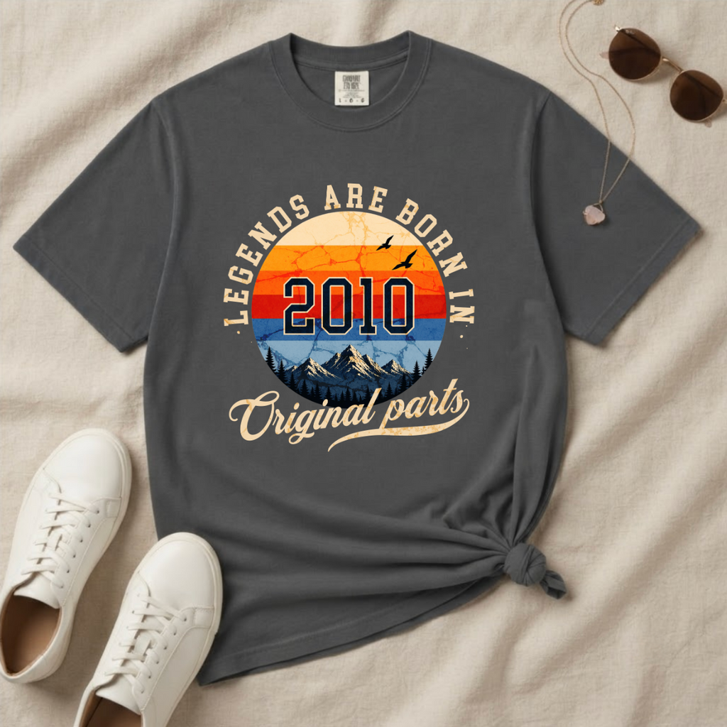 Legends Are Born in 2010 – 16th Birthday T-Shirt