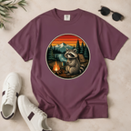 Camping Raccoon – Campfire T-Shirt | Outdoors Edition