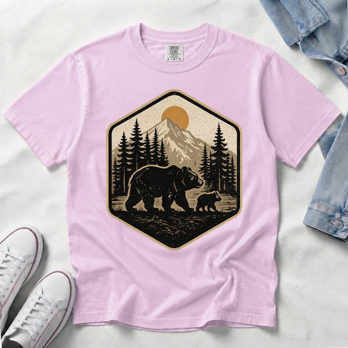 Vintage Bear – National Park Badge T-Shirt | Outdoors Edition