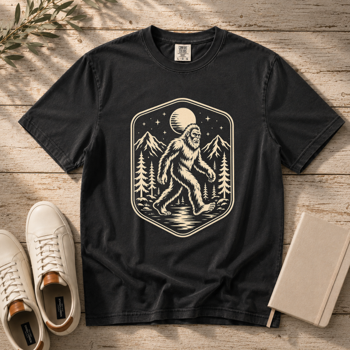 Vintage Sasquatch Badge – Cryptid Hiking T-Shirt | Outdoors Edition