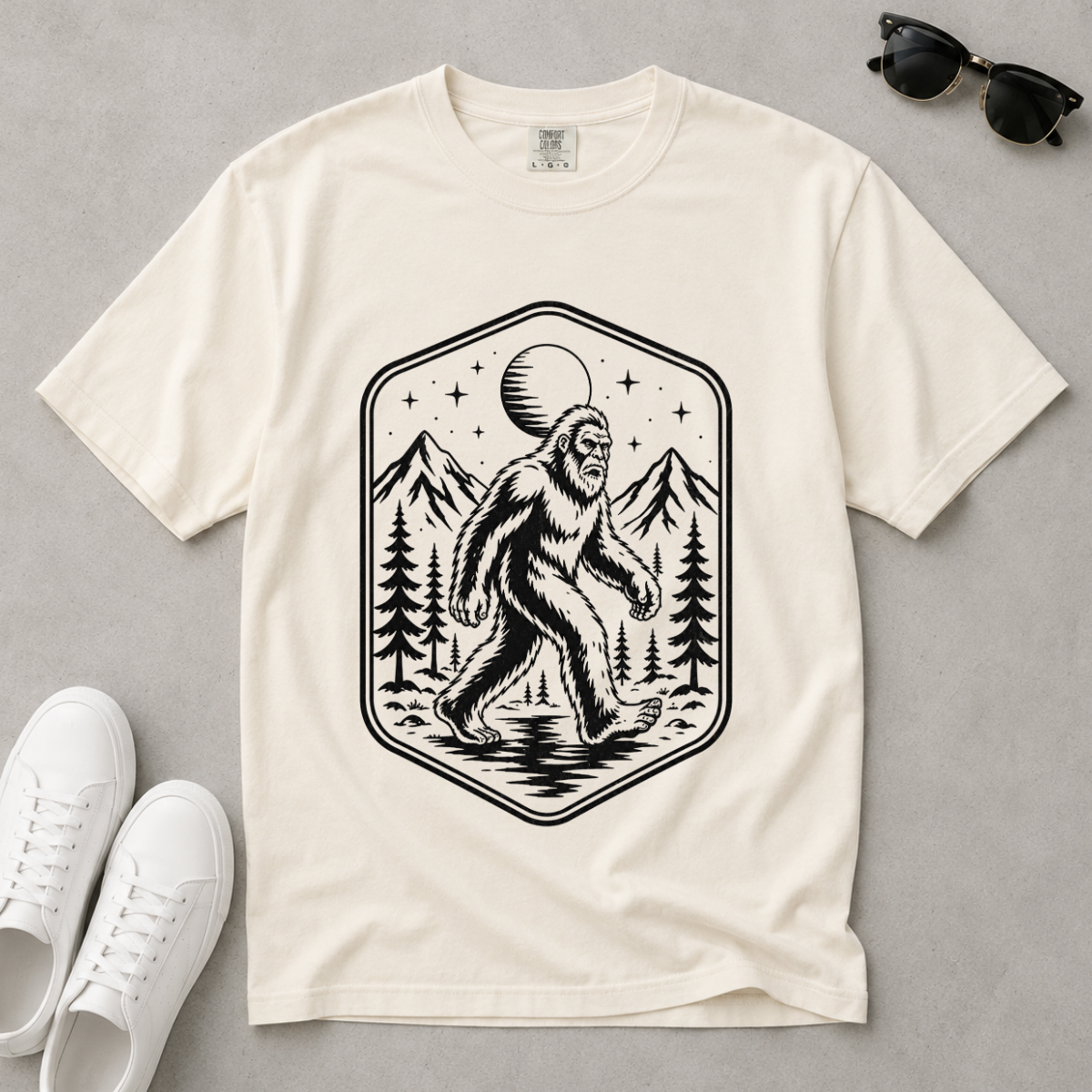 Vintage Sasquatch Badge – Cryptid Hiking T-Shirt | Outdoors Edition