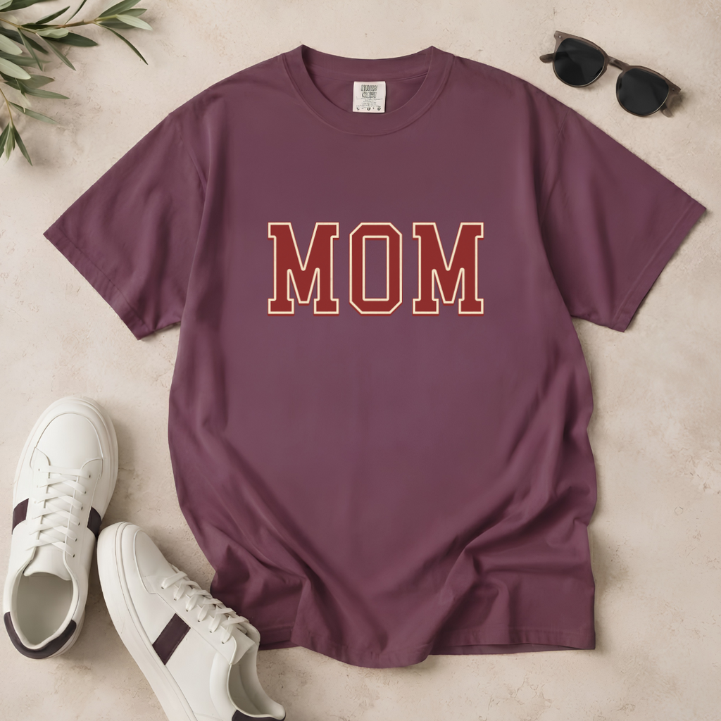 Mom – Classic T-Shirt | Family Collection