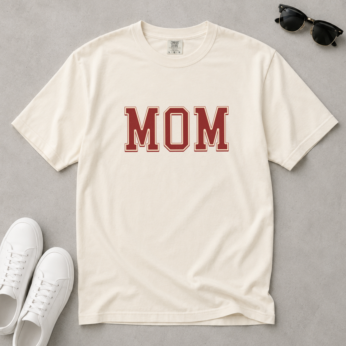 Mom – Classic T-Shirt | Family Collection