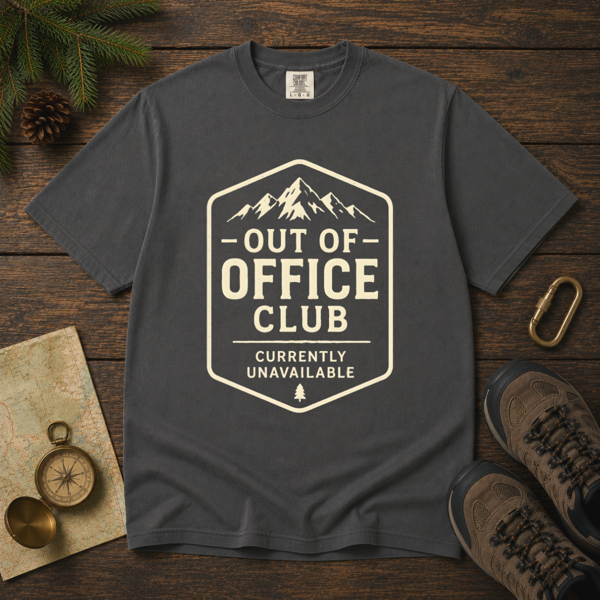 Out of Office Club – Vintage Outdoor T-Shirt | Explorer Edition