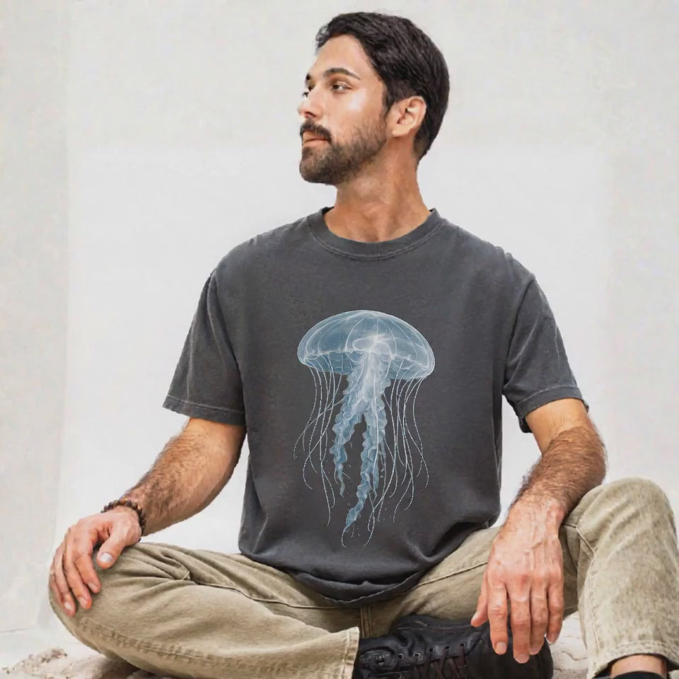 Bold Jellyfish – Ocean Lover T-Shirt | Explorer Edition