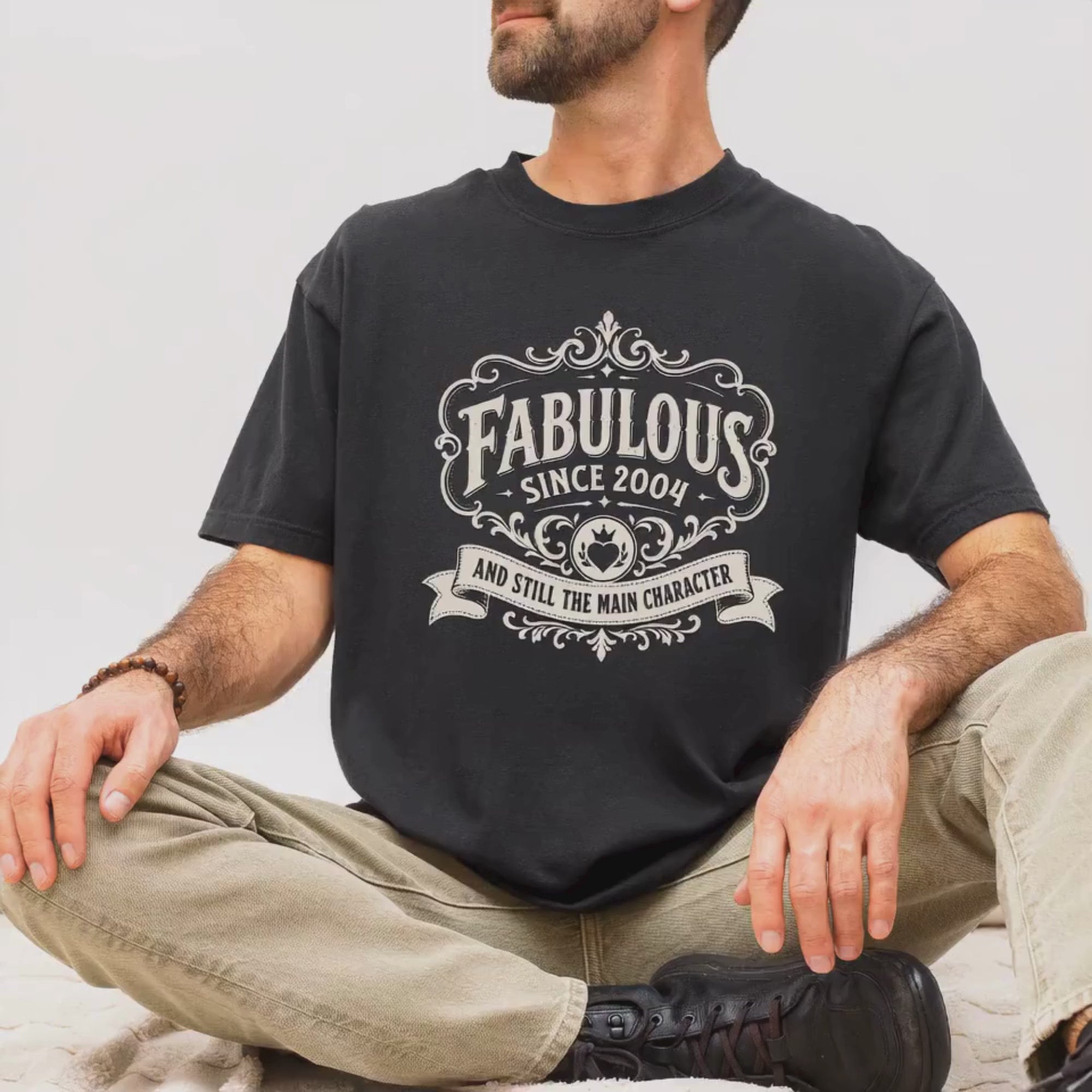 Fabulous Since 2004 T-Shirt – 22nd Birthday Gift