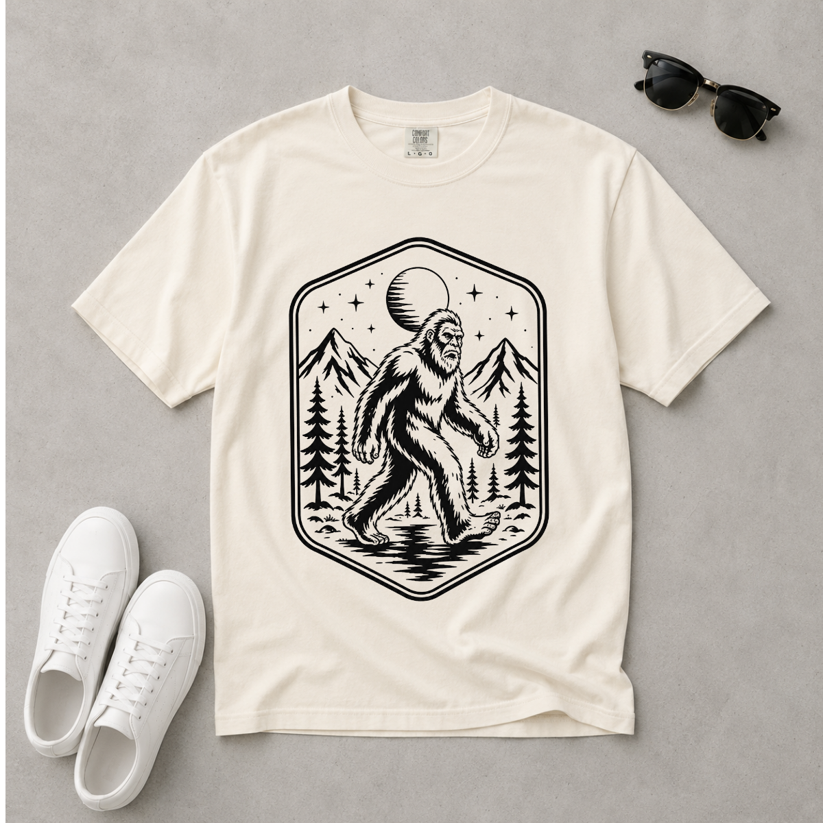 Vintage Sasquatch Badge – Cryptid Hiking T-Shirt | Outdoors Edition
